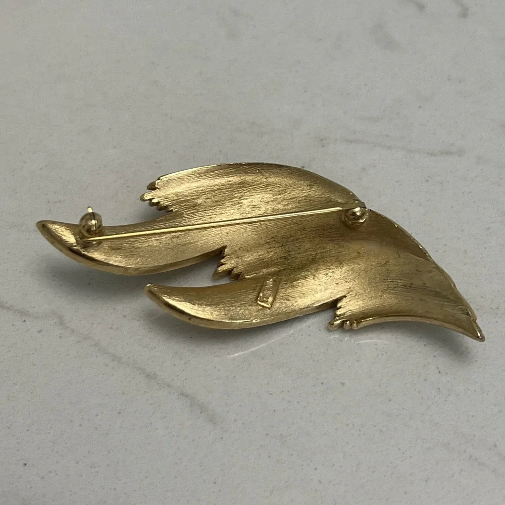 Vtg‎ Trifari Brooch Lot Golden Tone Pin Modernist Signed Designer